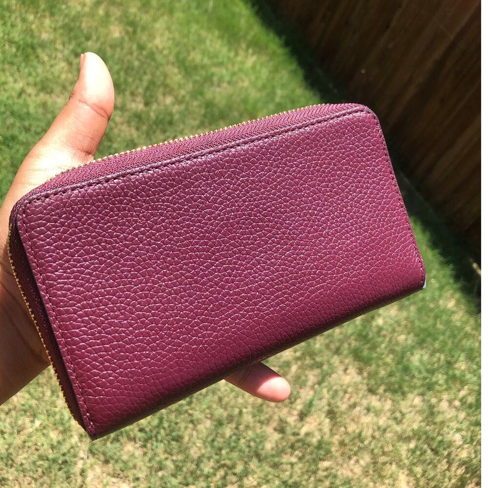 Michael Kors Large Flat Wallet/Wristlet Merlot Gold Tone Hardware - Picture 2 of 6
